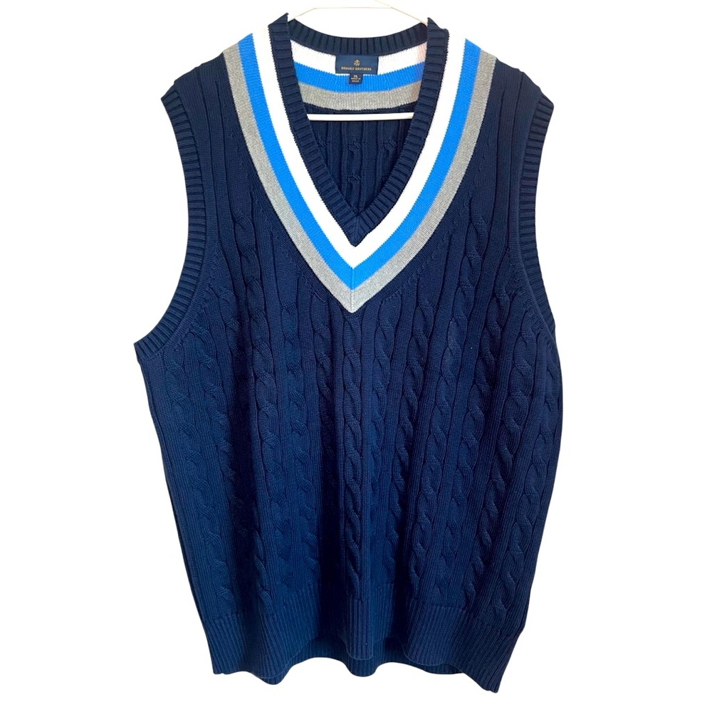 Brooks brothers men’s size XL cable knit sweater vest